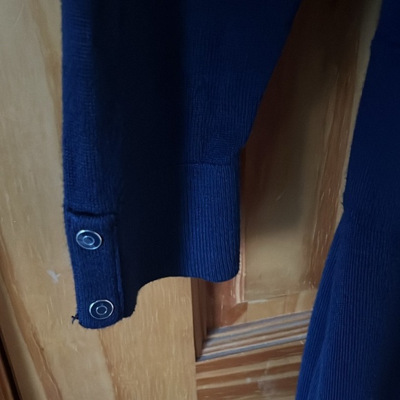 WHBM Sweater - Size Small - Picture 4 of 7